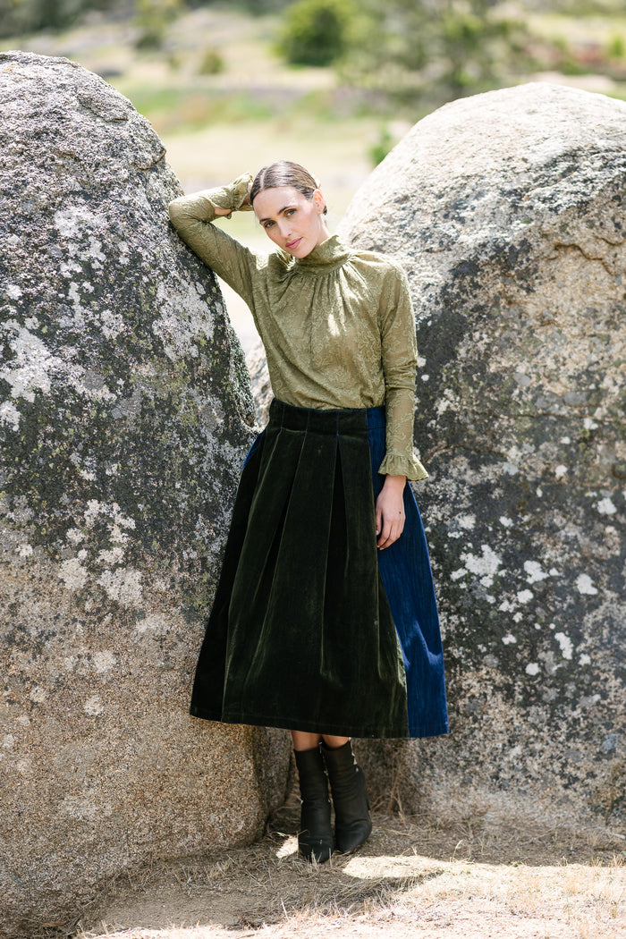 Maud Dainty -Bales Skirt