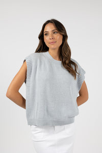 Humidity Aster Top