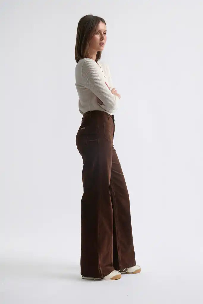 Kireina Freya Velvet Jean