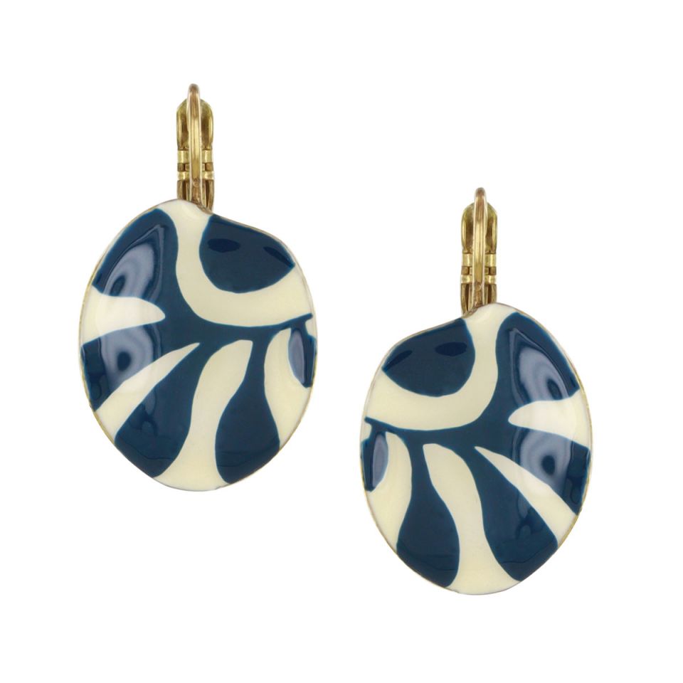 Taratata Leverback leaf design earrings