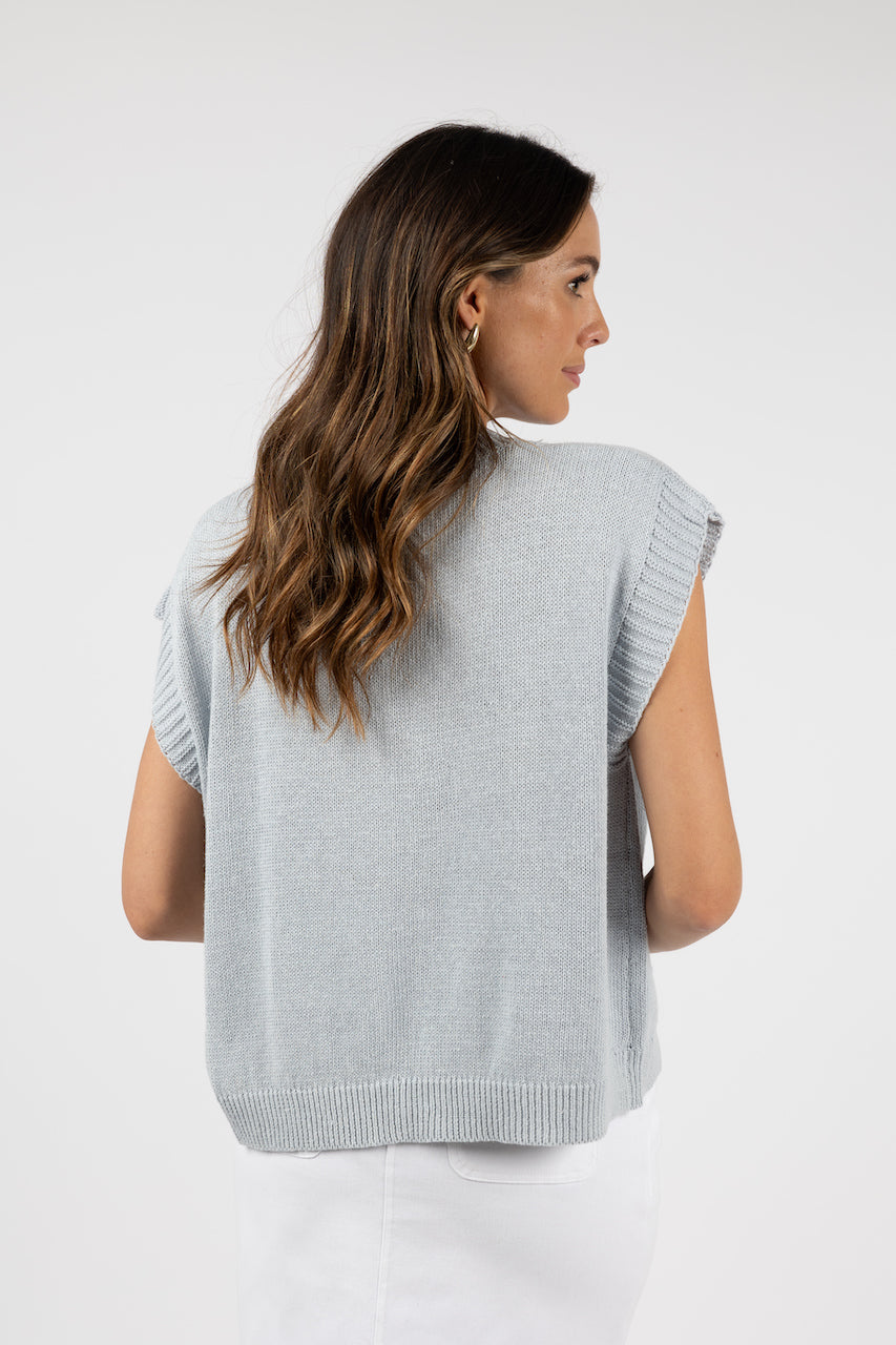 Humidity Aster Top