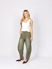 Carson Barrel Jeans