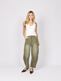 Carson Barrel Jeans