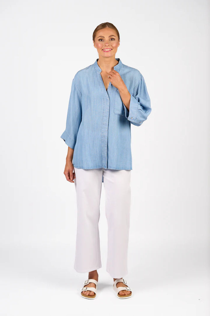 Knewe Holiday Shirt