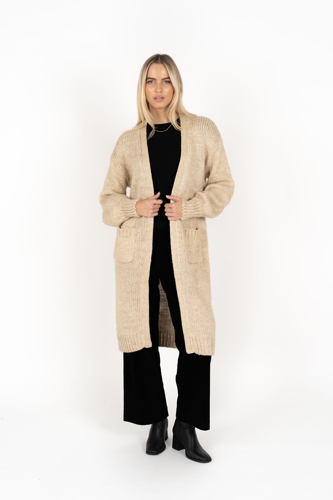 Humidity Angelica Cardi
