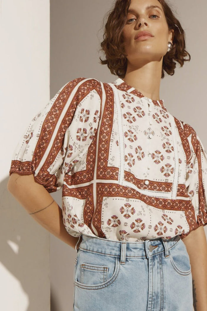 Zoe Kratzmann Gleam Top Scarf