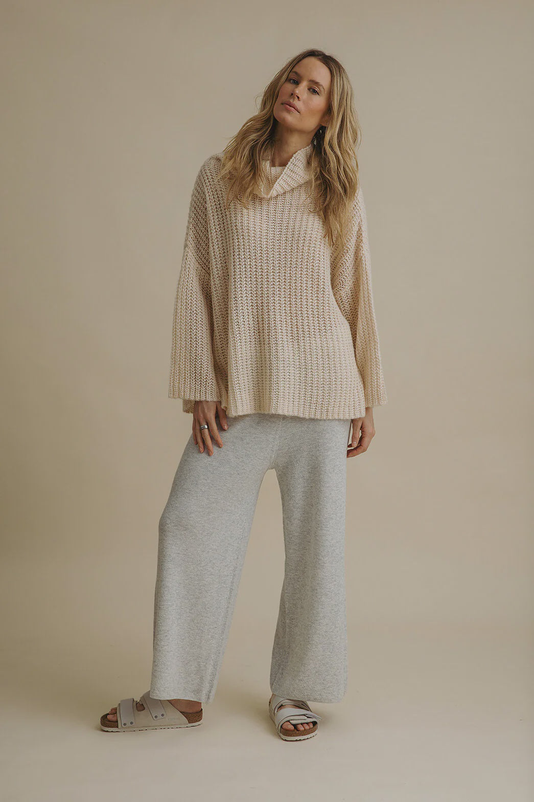Talamaya Aether RollNeck Pullover