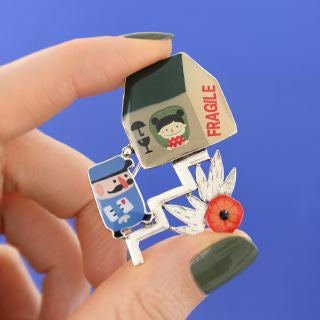 Taratata Mailman Broche