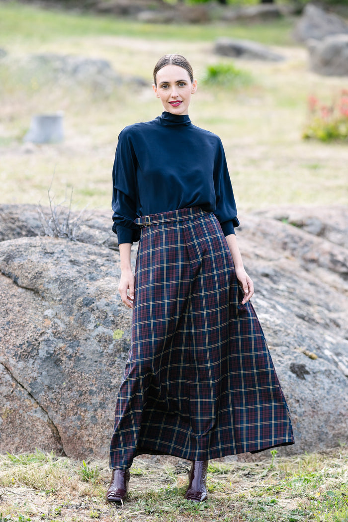 Maud Dainty Alley Navy