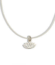 Load image into Gallery viewer, Palas Charm Necklace